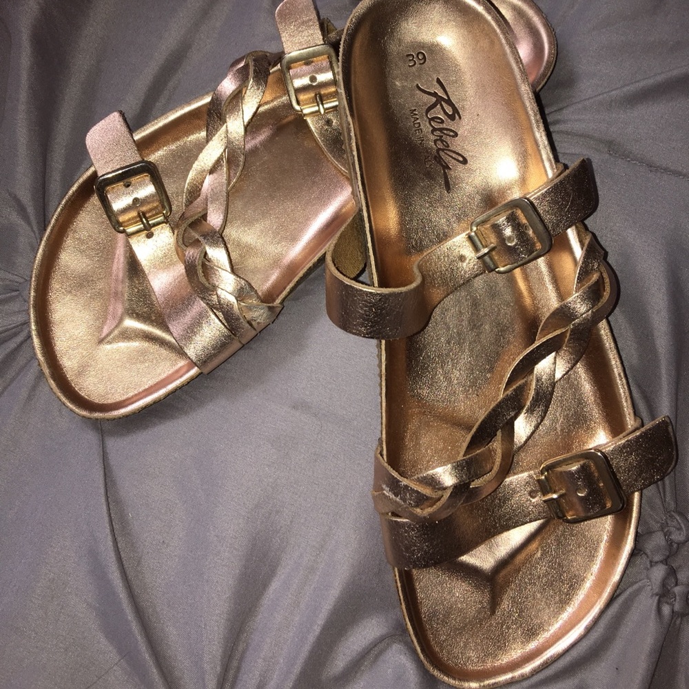 Rebels Gold Sandals